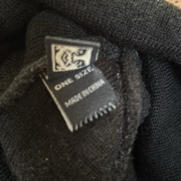 Obey Cuffed Black White and Red Beanie - Picture 9 of 9